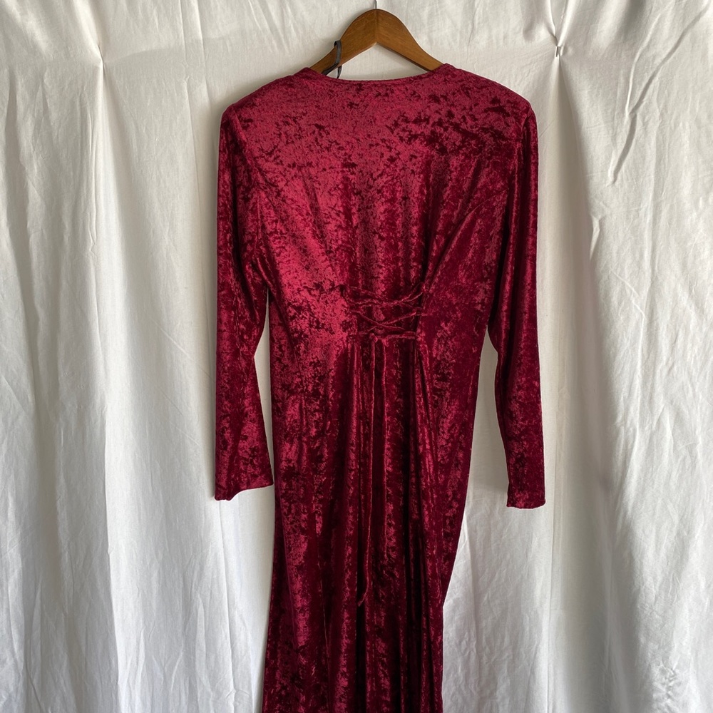 Maroon long sleeve dress